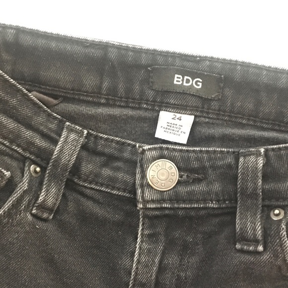 BDG Flood cropped denim culottes jeans 24 - Picture 14 of 17
